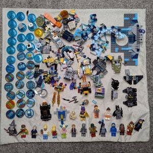 Legos Multicolor Building Figures & Accessory Pack